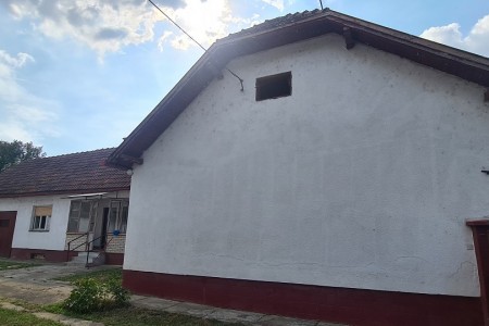 Valpovo, kuća u ulici Lj. Gaja, izvrsna lokacija, 145,43 m2